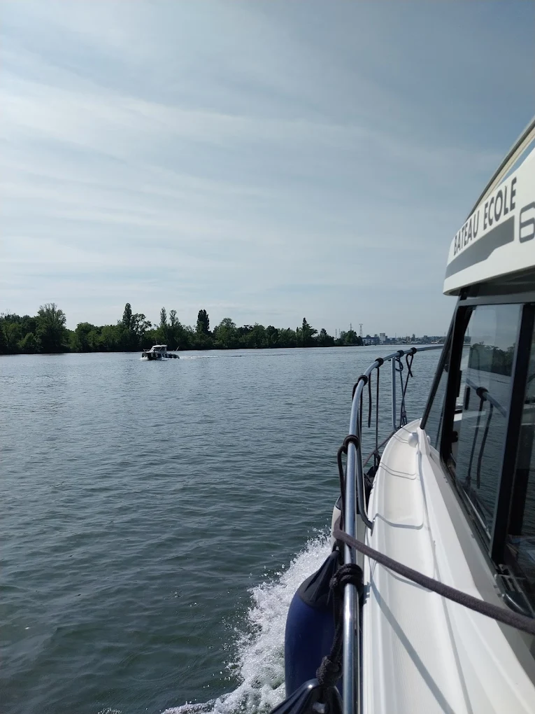 Photo de Bateau-école Nerib Dijon